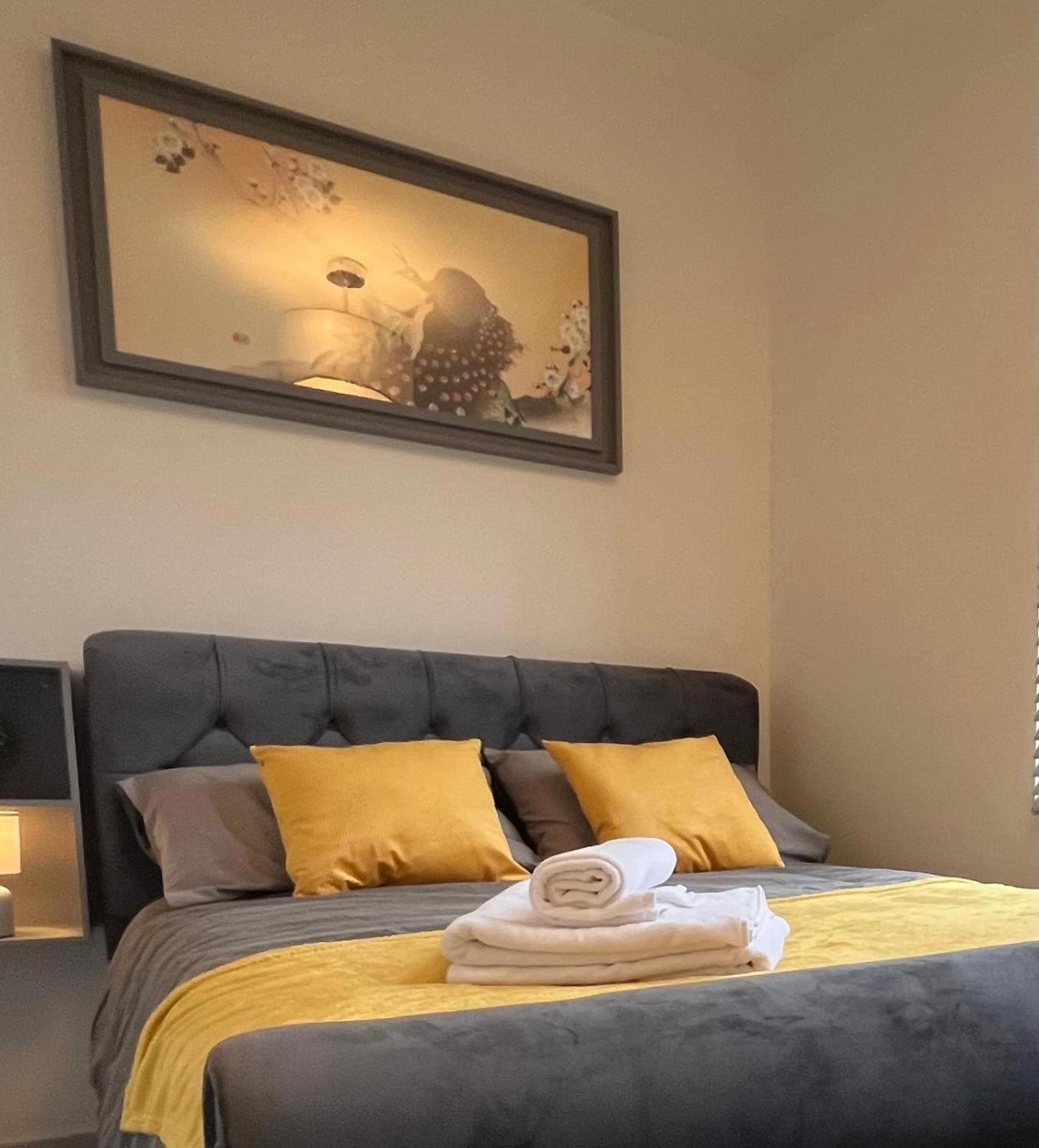 Whiskawaystays - Foregate Street - Apartment 3 Worcester Kültér fotó